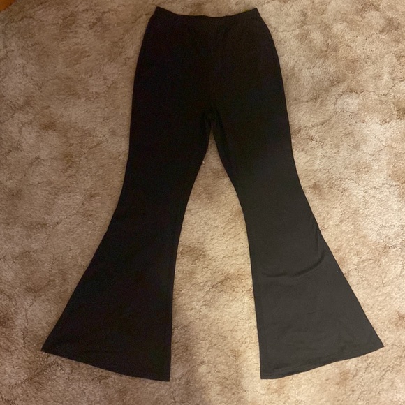 SOLD - Black Flare Leggings - Picture 3 of 3